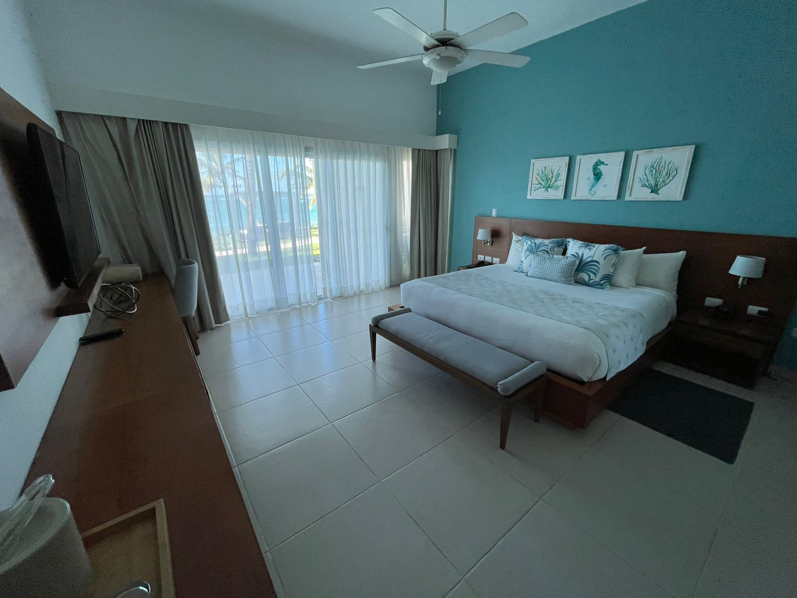1 chambre, coffres-forts dans les chambres, bureau, Wi-Fi gratuit
