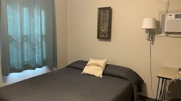 1 habitación, wifi y ropa de cama