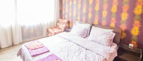 2 habitaciones, tabla de planchar con plancha y wifi gratis