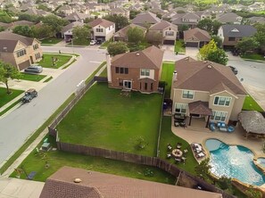 Exterior - Hill Country Beauty in Red | Beautiful Large Home! Very Spacious! (Cedar Park)