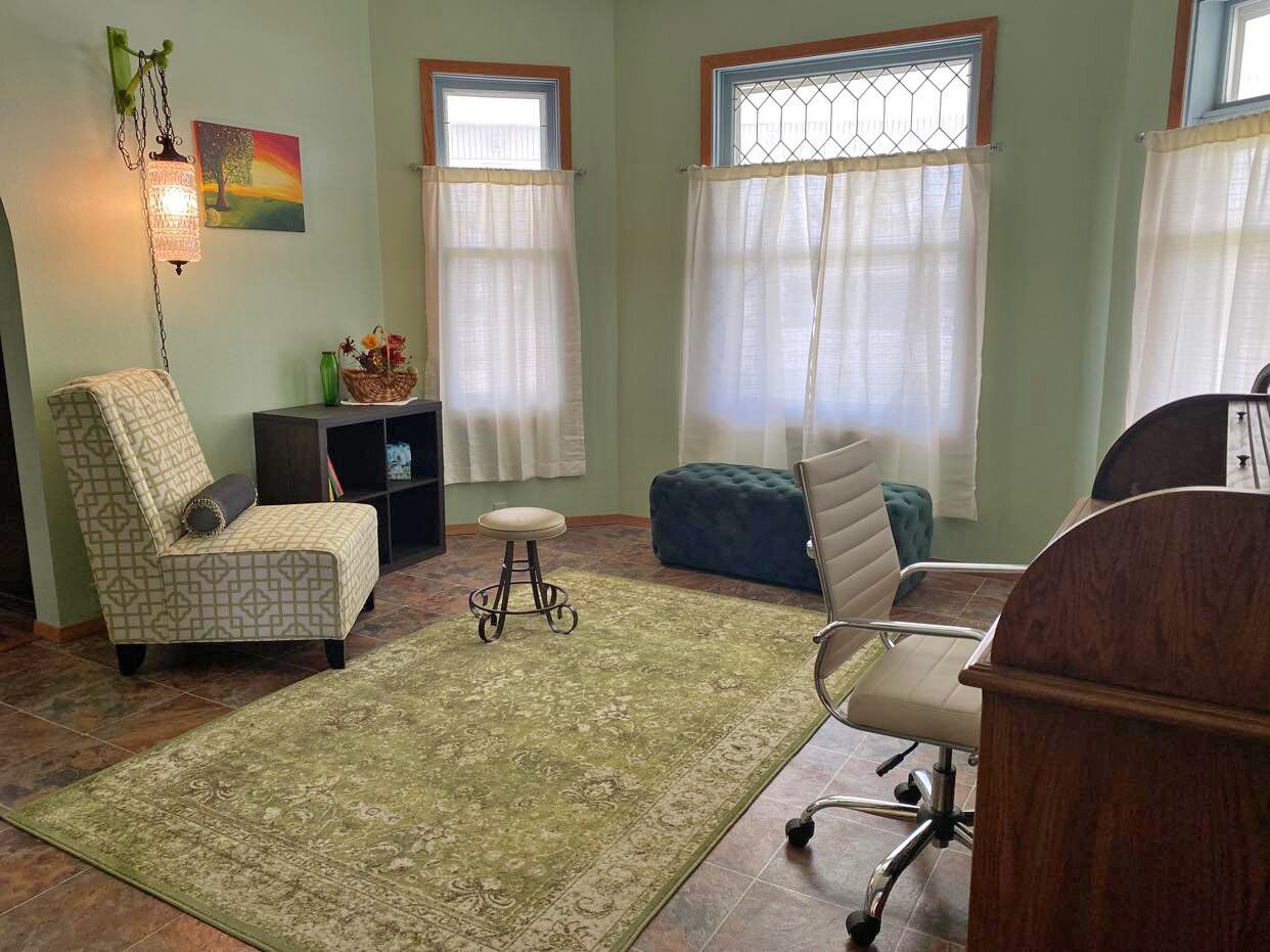 Beautiful Victorian in rural northwest Kansas