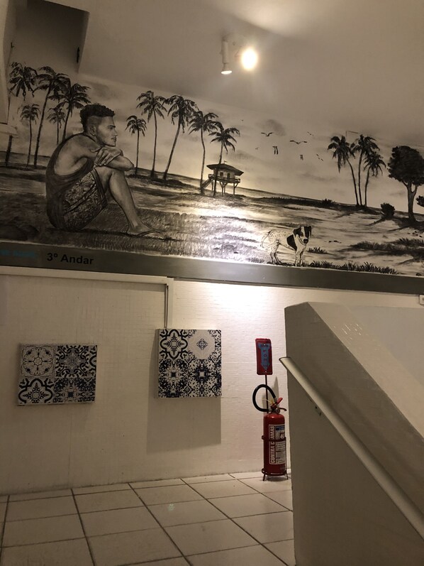 المنشأة من الداخل