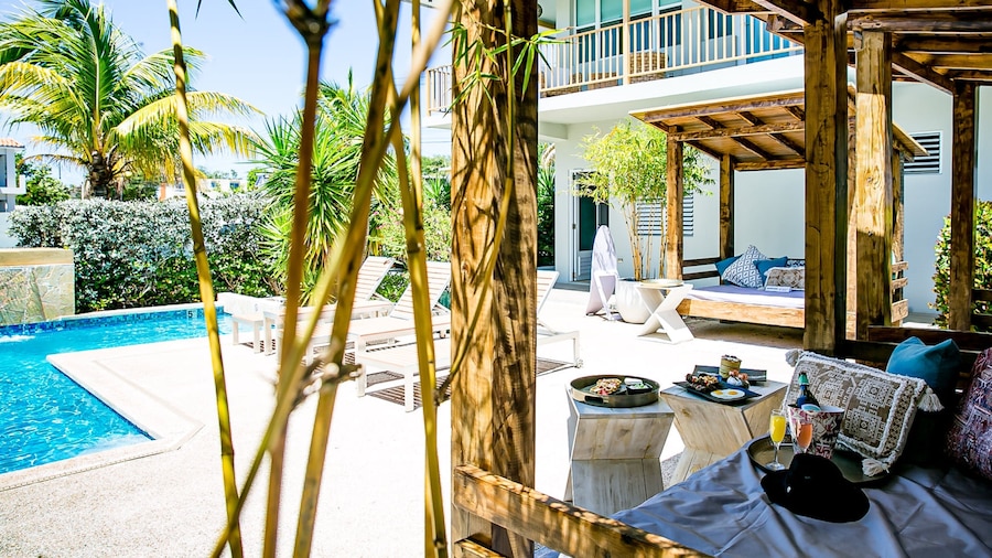 Numero Uno Piñones Short Term Rental