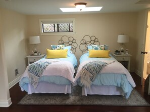 5 bedrooms, WiFi