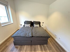 2 chambres, lit de bébé portatif, accès au Wi-Fi (inclus)
