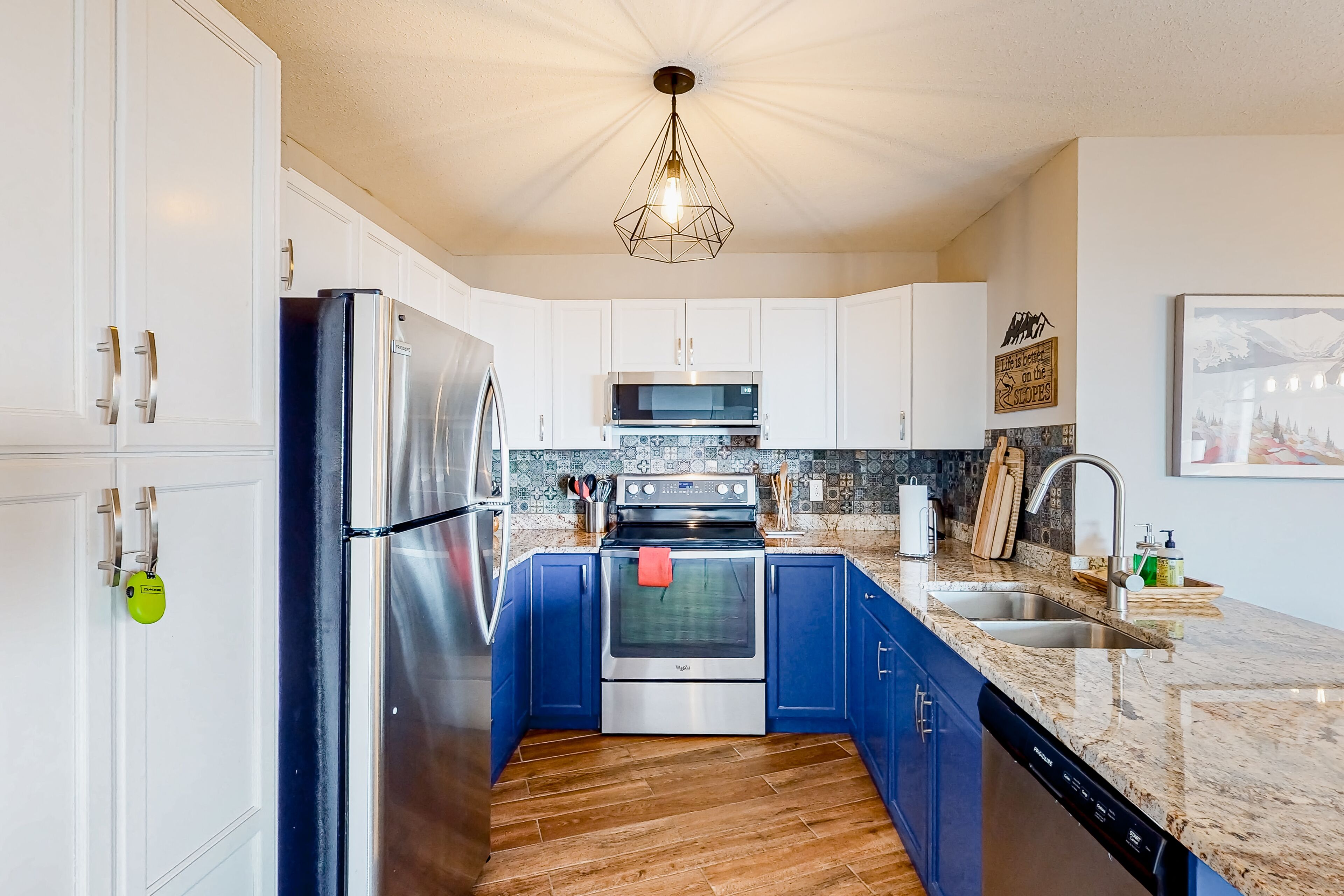 Lovely mountain-view home with ski/in-ski out access, hot tub, and fireplace