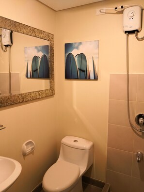 Douche, bidet