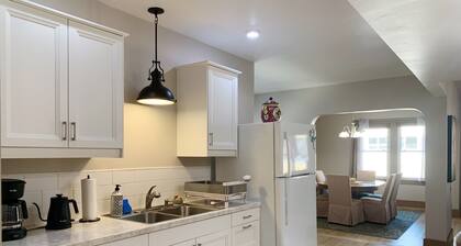 2-Bedroom Luxury Loft in the Heart of Downtown Munising