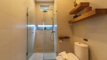 Suite Room | Bathroom