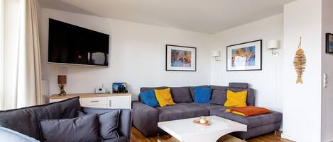 Fernseher, Stereoanlage