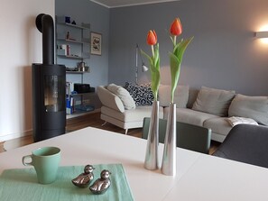 Tv, pejs, stereoanlæg
