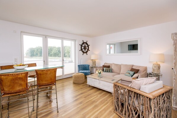 Imagen sin descripción, 1 de 34, botón