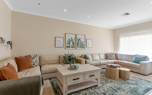 Smart TV, fireplace, DVD player, table football