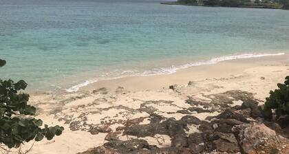 Apartment - Walk to the Beach