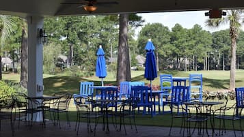 Villa, 2 Bedrooms | Outdoor dining