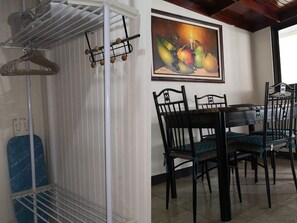 Dining - Flor Tica House (Quepos)