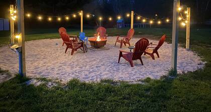 Updated 1825 Maine Farmhouse