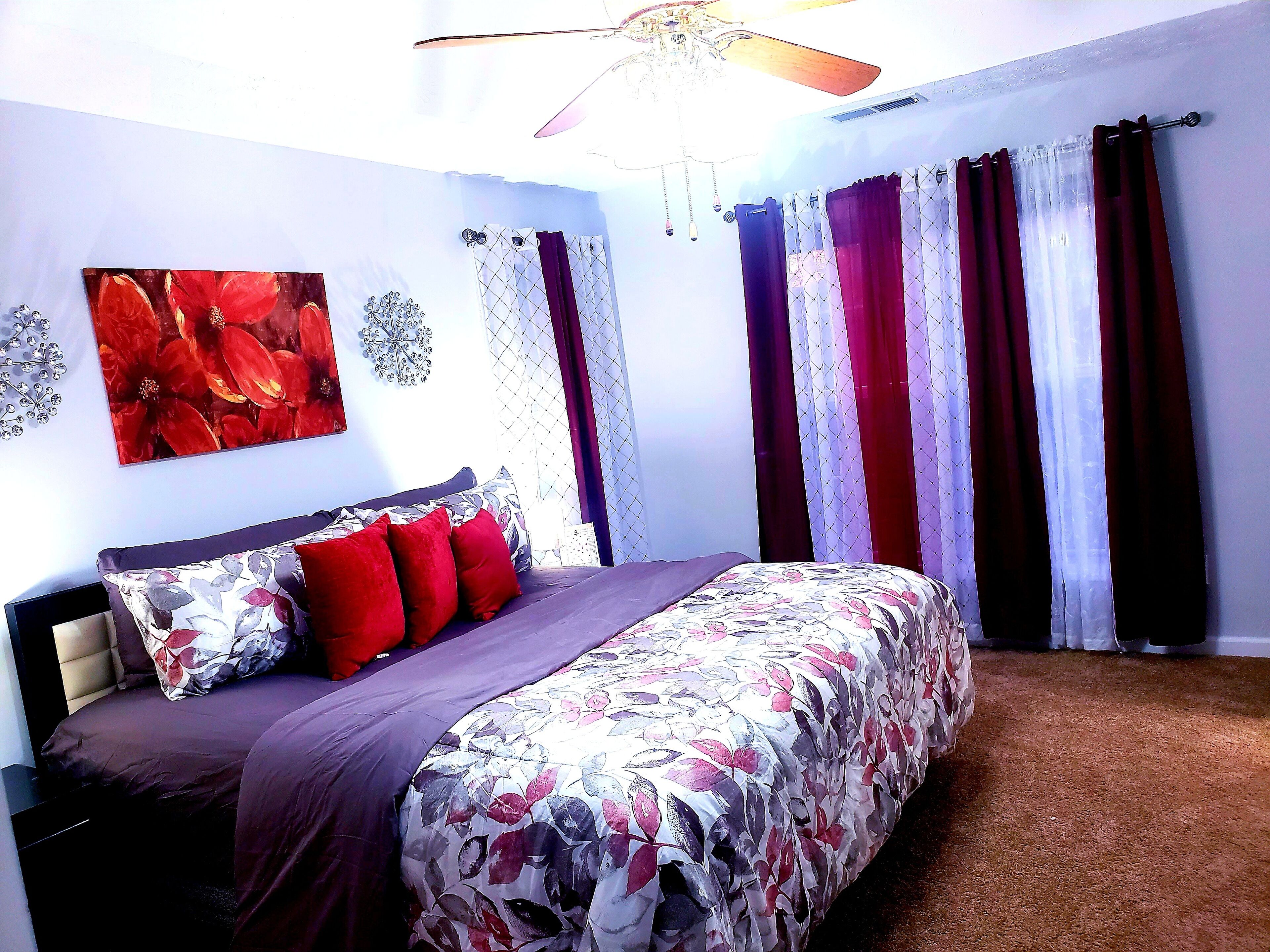 Spacious 5b/3b Home with Jetted tub 10 guests 