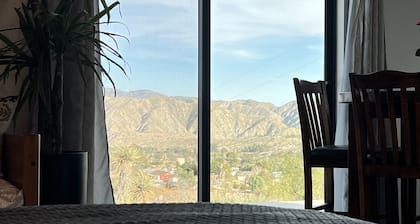 Casa de Azul - Modern Desert Retreat w/MTN VIEWS