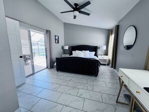 4 bedrooms, desk, iron/ironing board, free WiFi