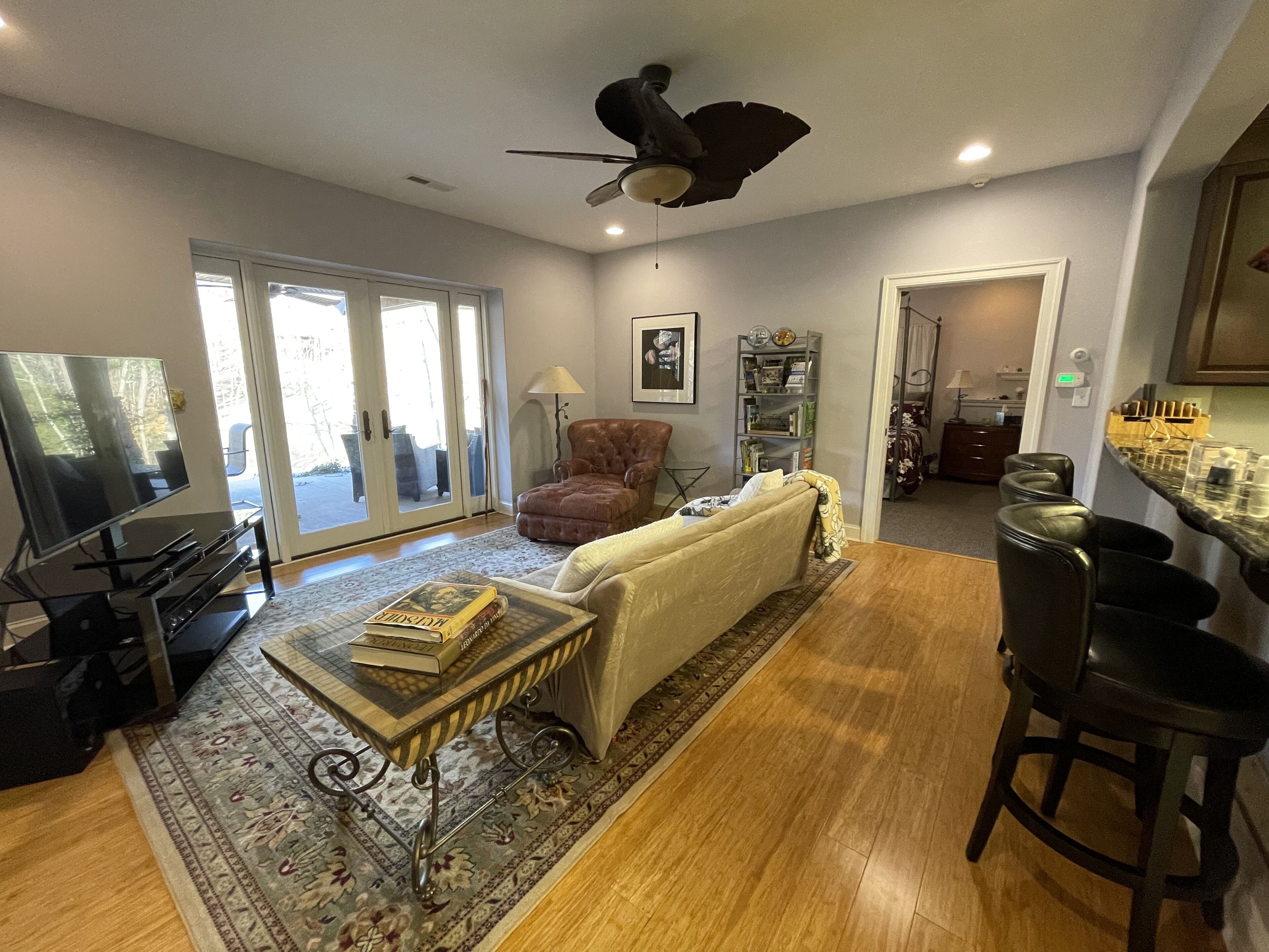 Secluded Luxury; In-law Suite on Evergreen Lake