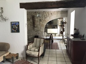 TV, DVD player, books, music library