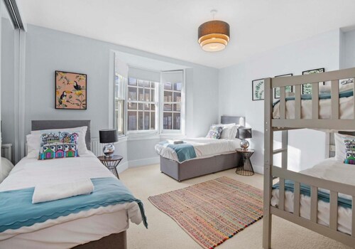 The Townhouse By My Getaways Free Parking