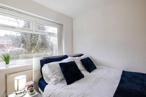 Departamento | 2 habitaciones, tabla de planchar con plancha y wifi gratis