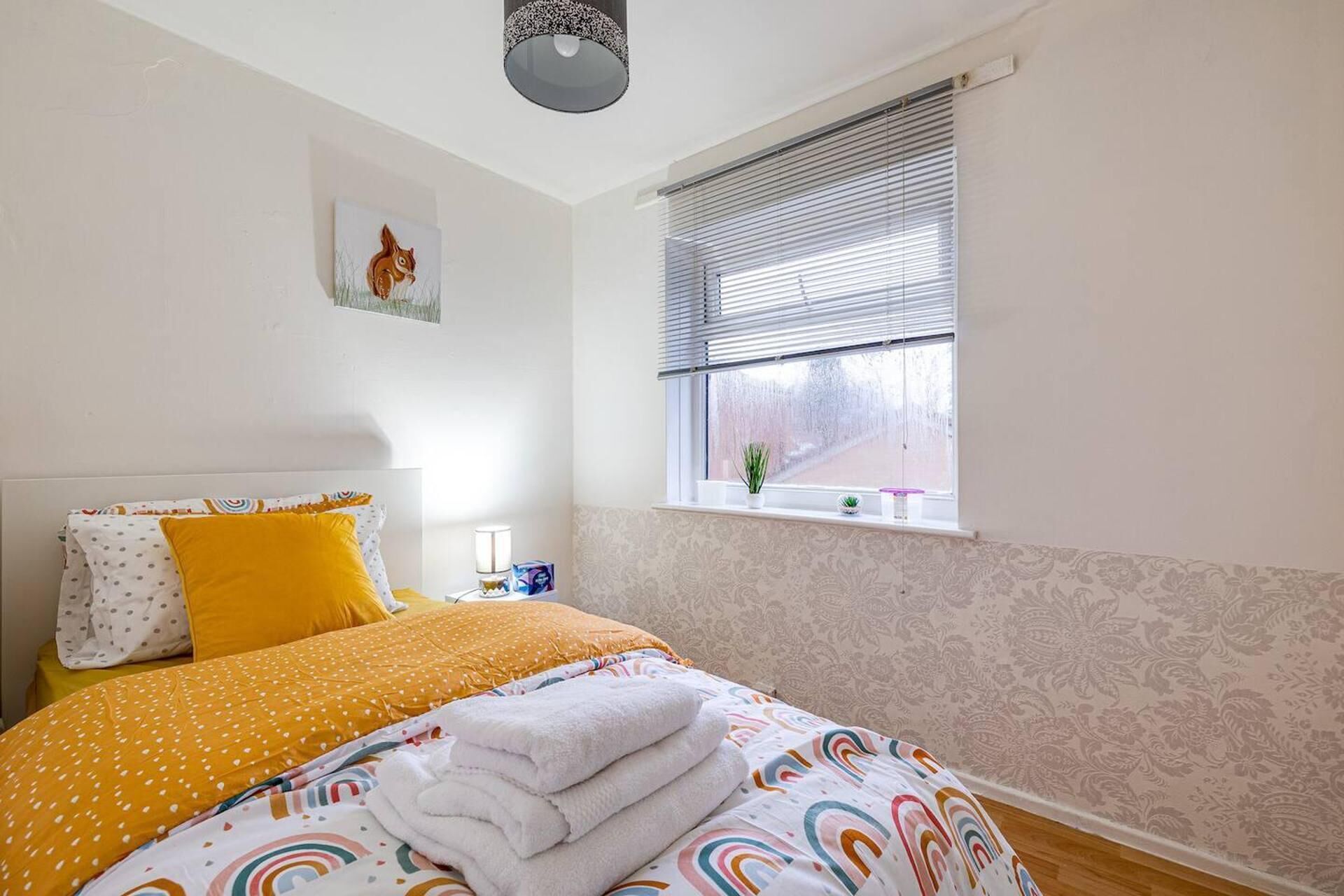 Apartment | 2 bedrooms, iron/ironing board, free WiFi, bed sheets