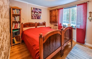 3 bedrooms, free WiFi, bed sheets
