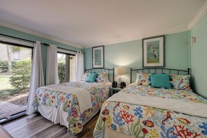 3 bedrooms, iron/ironing board, free WiFi, bed sheets
