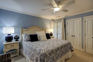 3 chambres, fer et planche à repasser, Wi-Fi gratuit, draps fournis