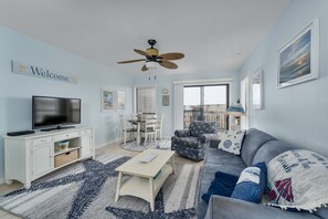 TV - 2970 - Sunrise Symphony, Open & airy condo with beach-inspired décor & community amenities (Duck)