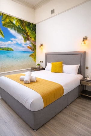 Economy Double Room. Lovat Hotel