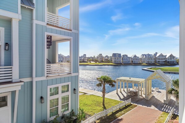 Property grounds - Luxe,Pet-Friendly,Lake Living@Cinnamon Shore! Game Rm, Amenities&Close Pools! (Port Aransas)