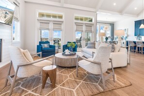 Smart-TV, DVD-Player, Bücher, Videothek