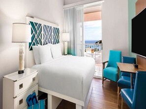 In-room safe, iron/ironing board, WiFi, bed sheets