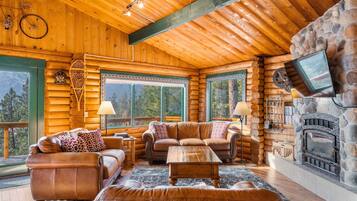 Télévision, cheminée