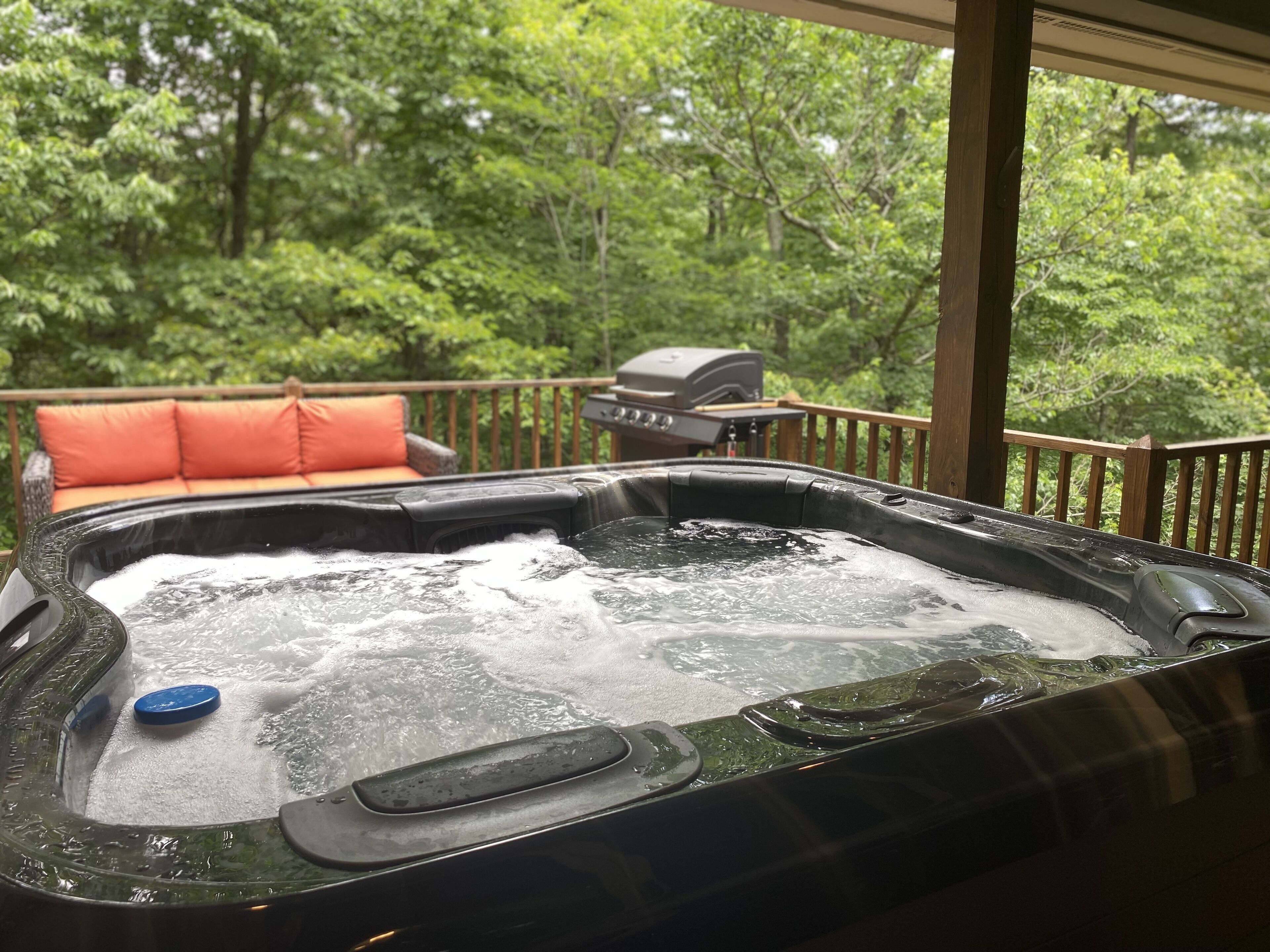 Romantic Cabin,Fireplace,Screened Porch,WiFi