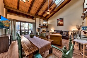 TV connectée, cheminée