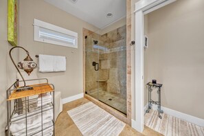 Shower, hair dryer, towels, soap - The Preserve at Grayton Beach  Heated Pools, Private Beach Access, Pickle Ball (Santa Rosa Beach)