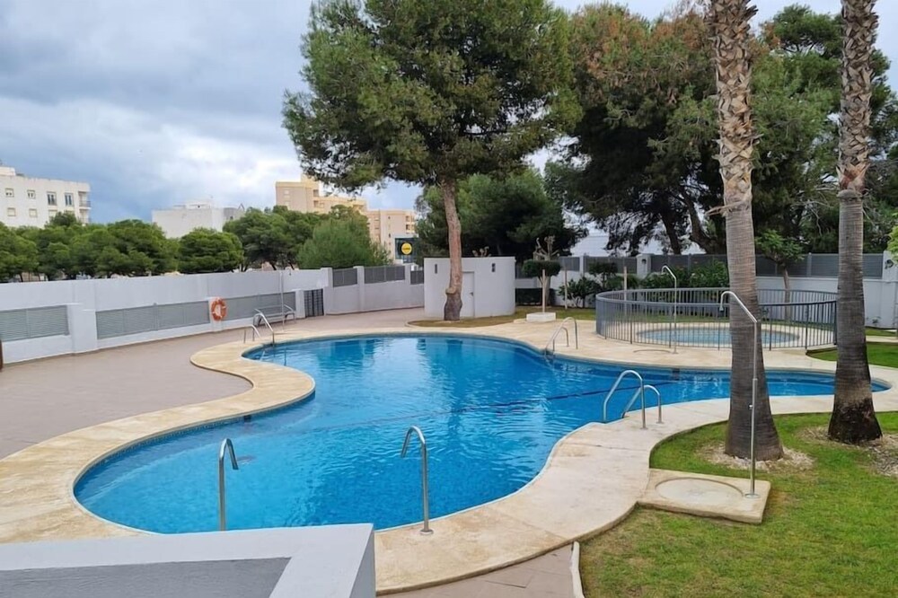 Beautiful beach apartment with pool. Garrucha