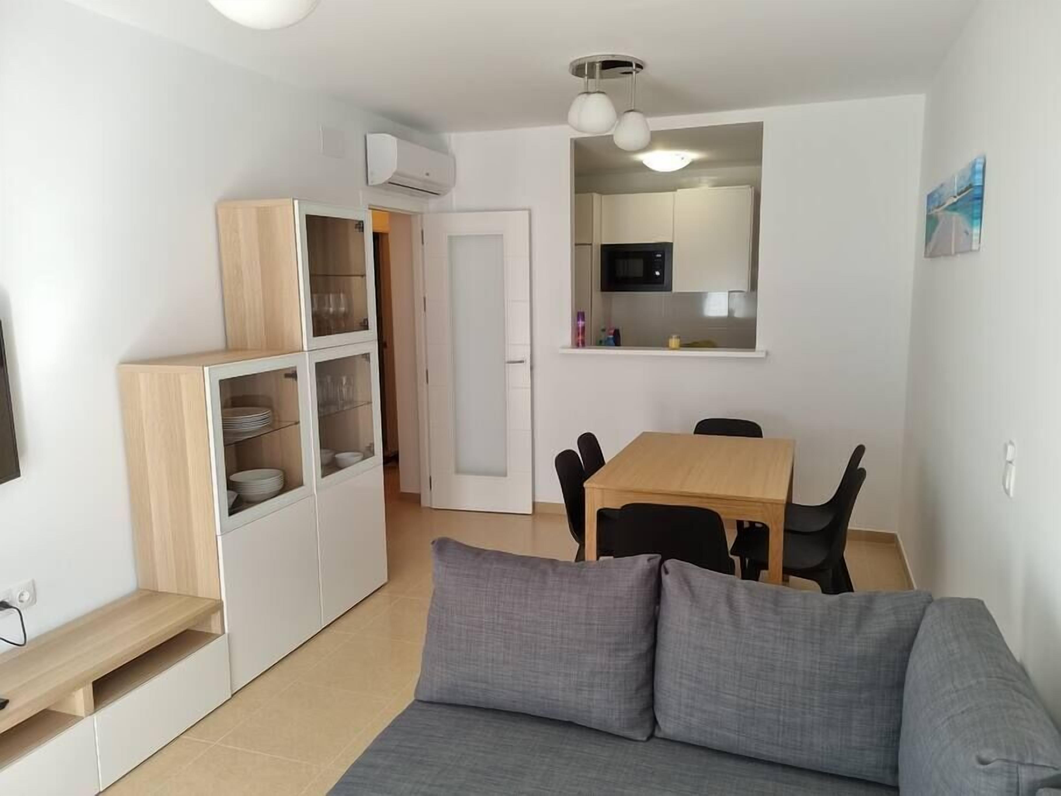 Beautiful beach apartment with pool. Garrucha