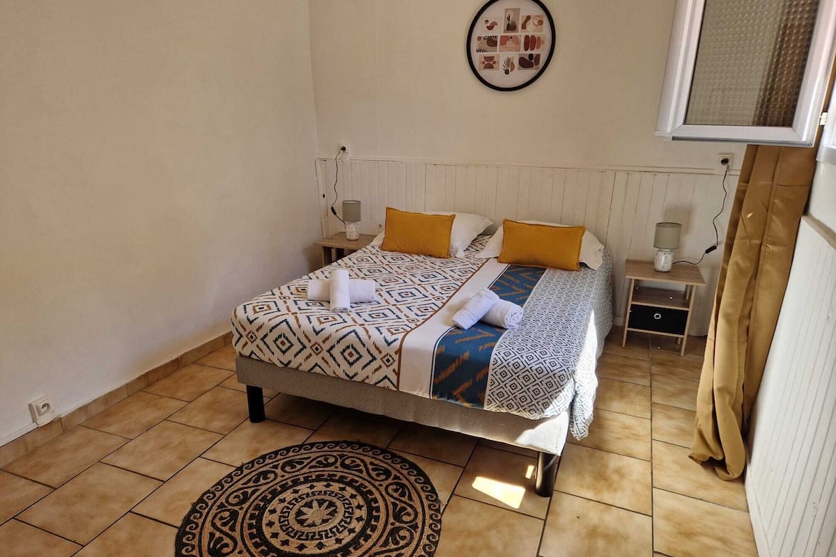 Standard Apartment