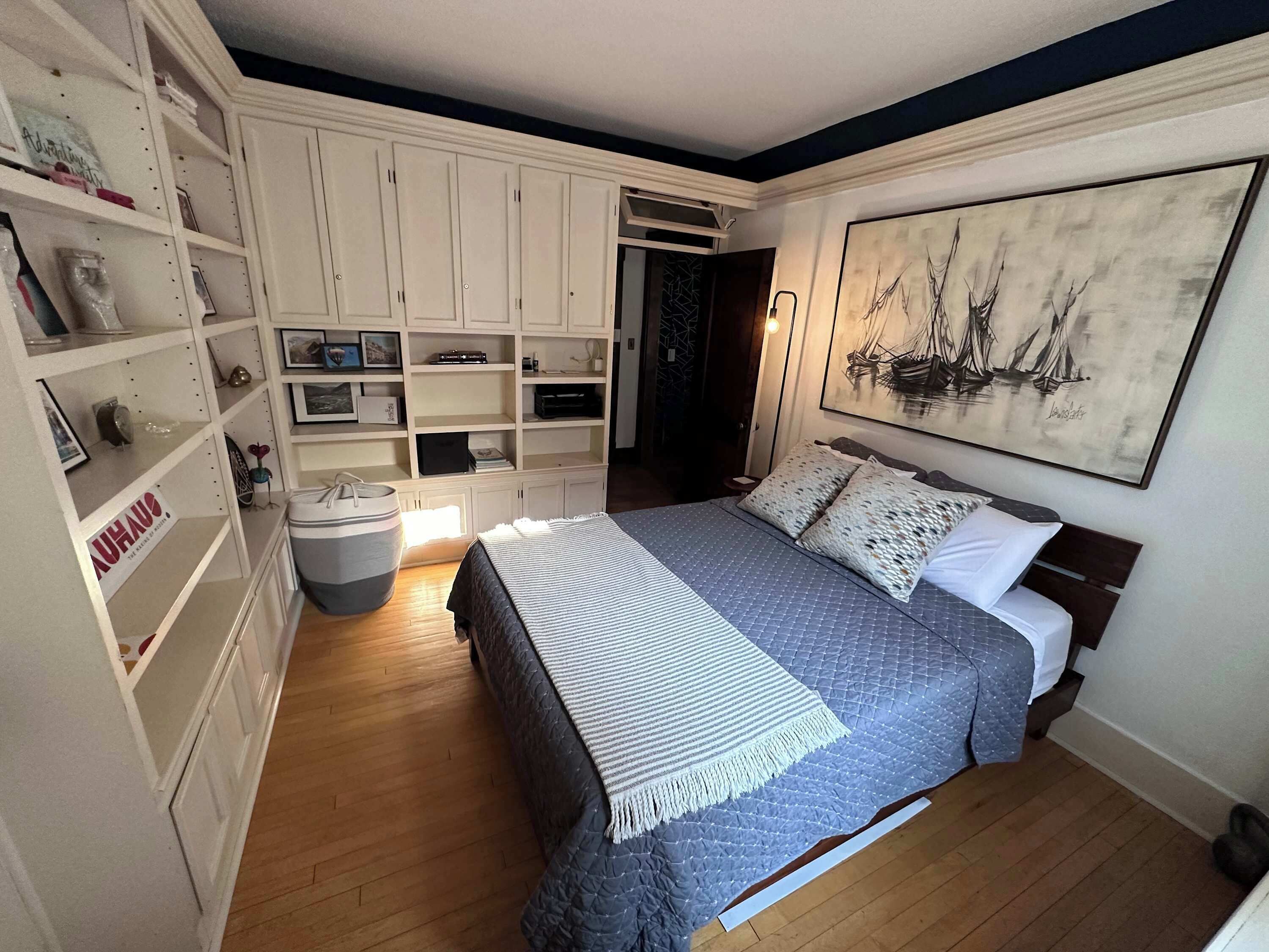 2 makuuhuonetta, silitysrauta/-lauta, Wi-Fi, vuodevaatteet