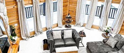 Smart-TV, Kamin, Drucker