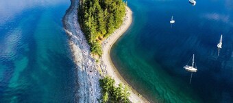 Ocean front, west facing with incredible sunsets