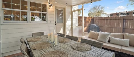 Outdoor dining