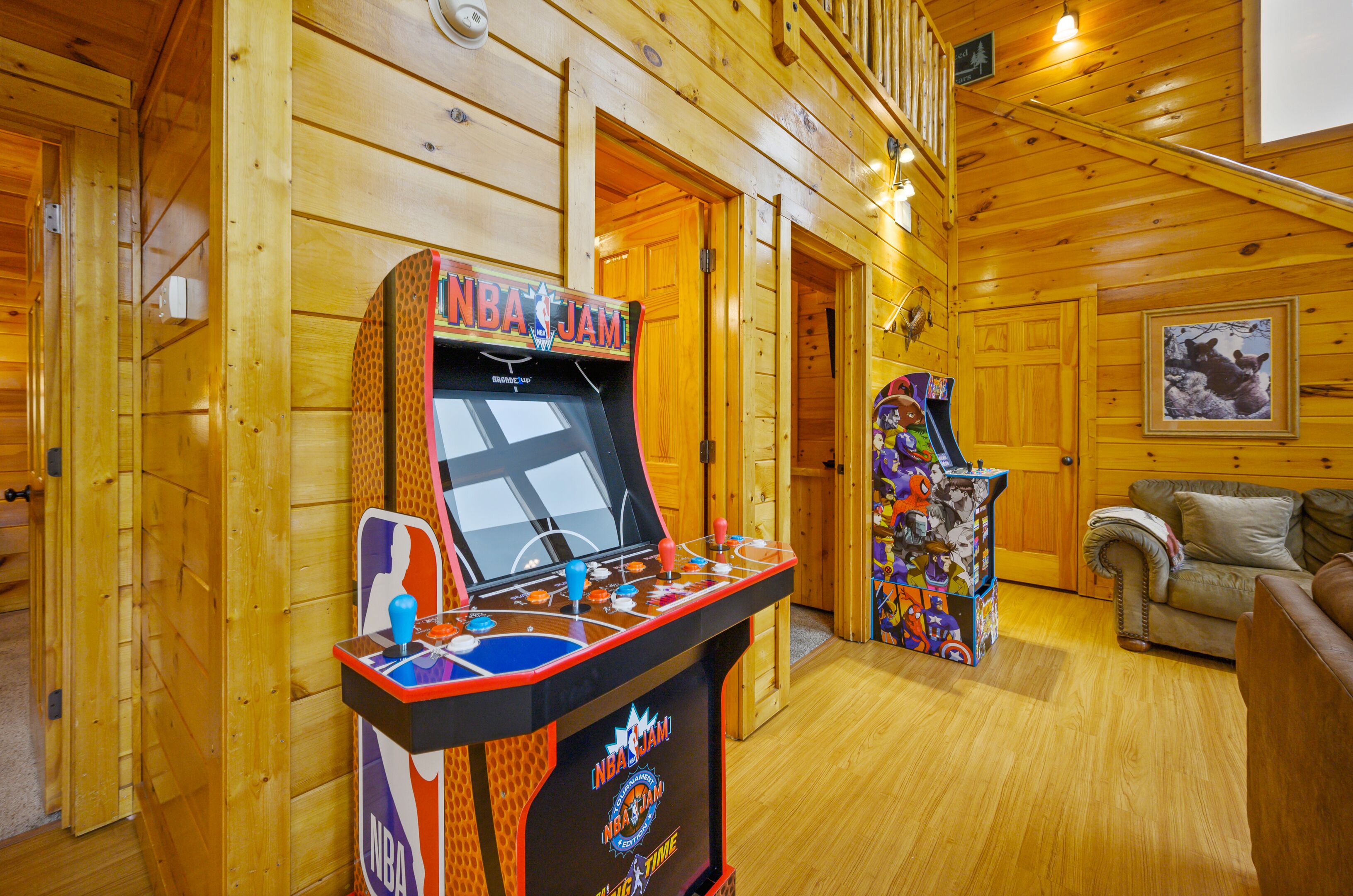 7 min to Dollywood - Hot Tub - Arcades - Sunshine!