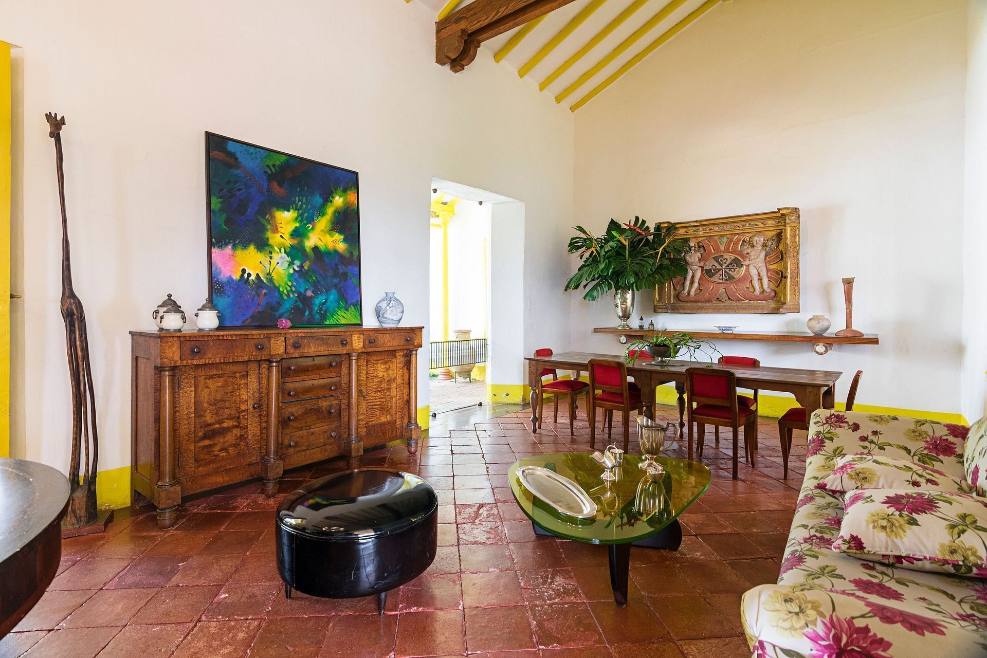 Med078 - Historical house in the hills of Medellin